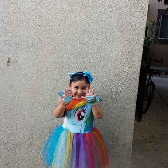 Meet your Posher, Ana - Picture 1 of 1